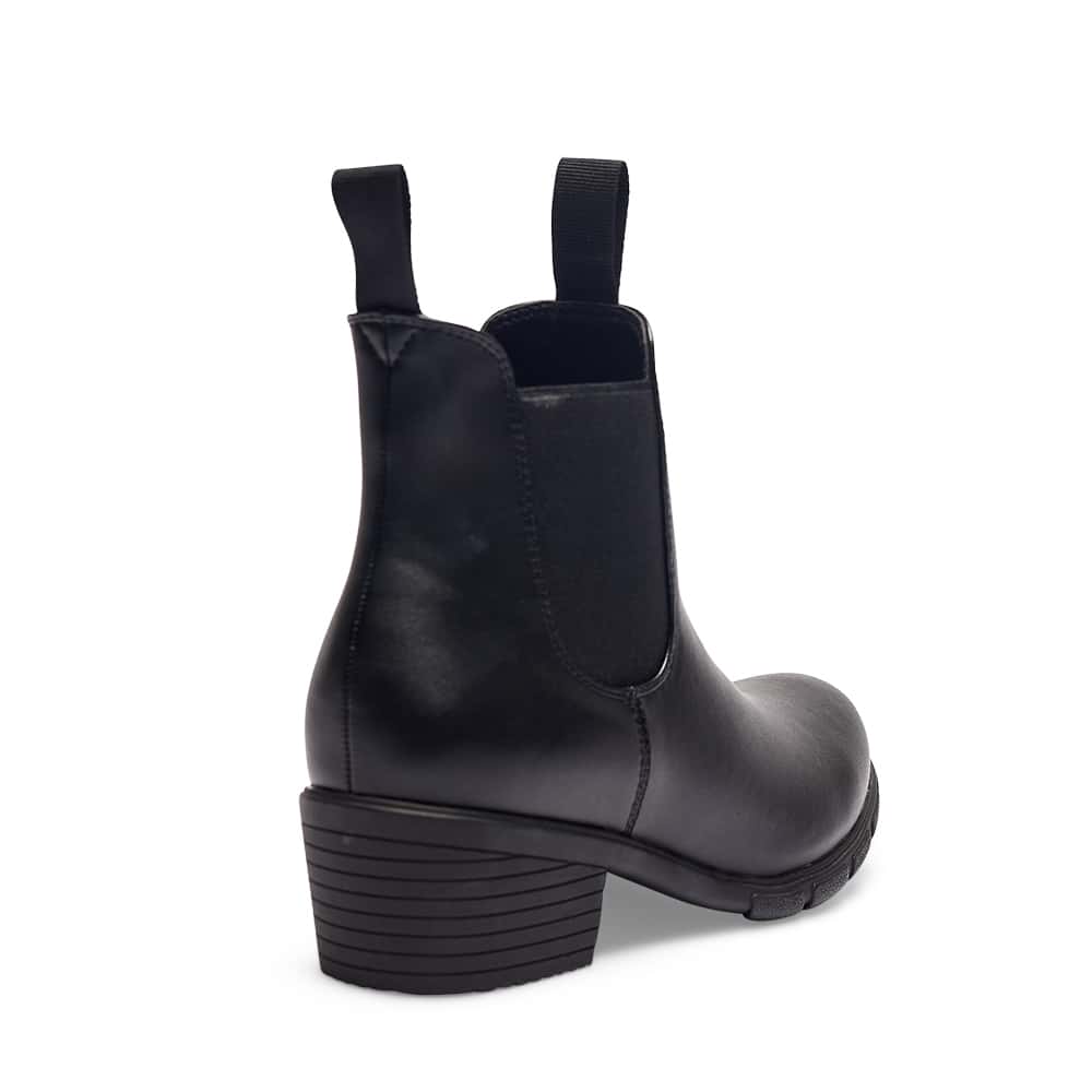 Hamlet Boot in Black Smooth