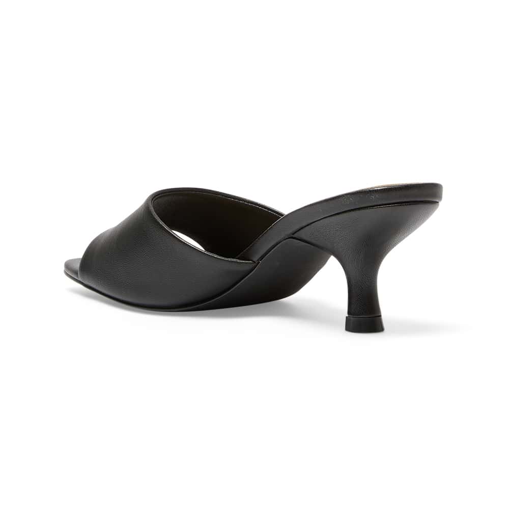 Ibiza Heel in Black Smooth