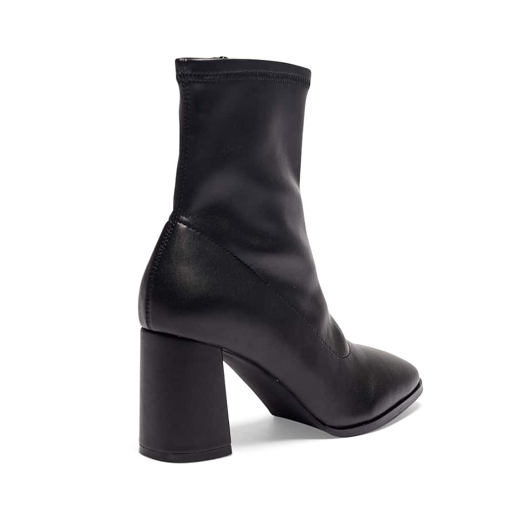 Impulse Boot in Black Smooth