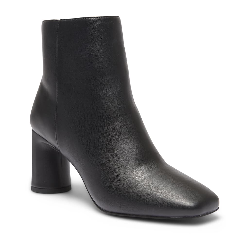 Index Boot in Black Smooth