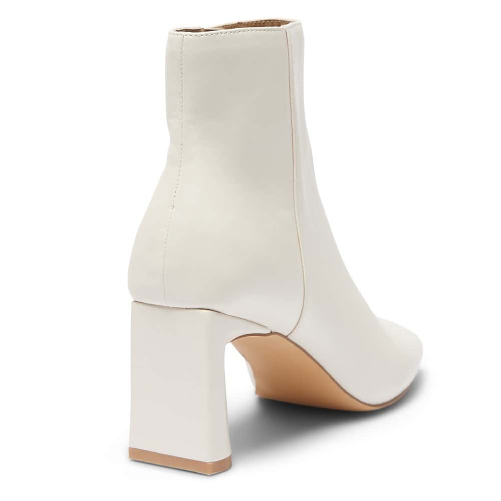 Index Boot in Nude Smooth
