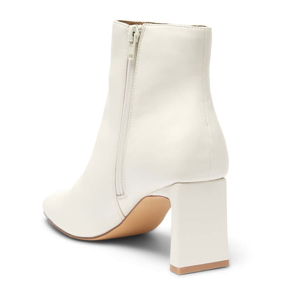 Index Boot in Nude Smooth