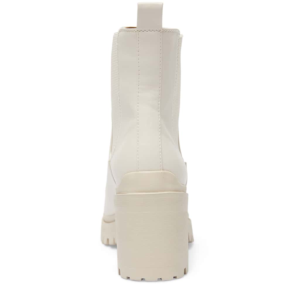 Jakarta Boot in Bone Smooth