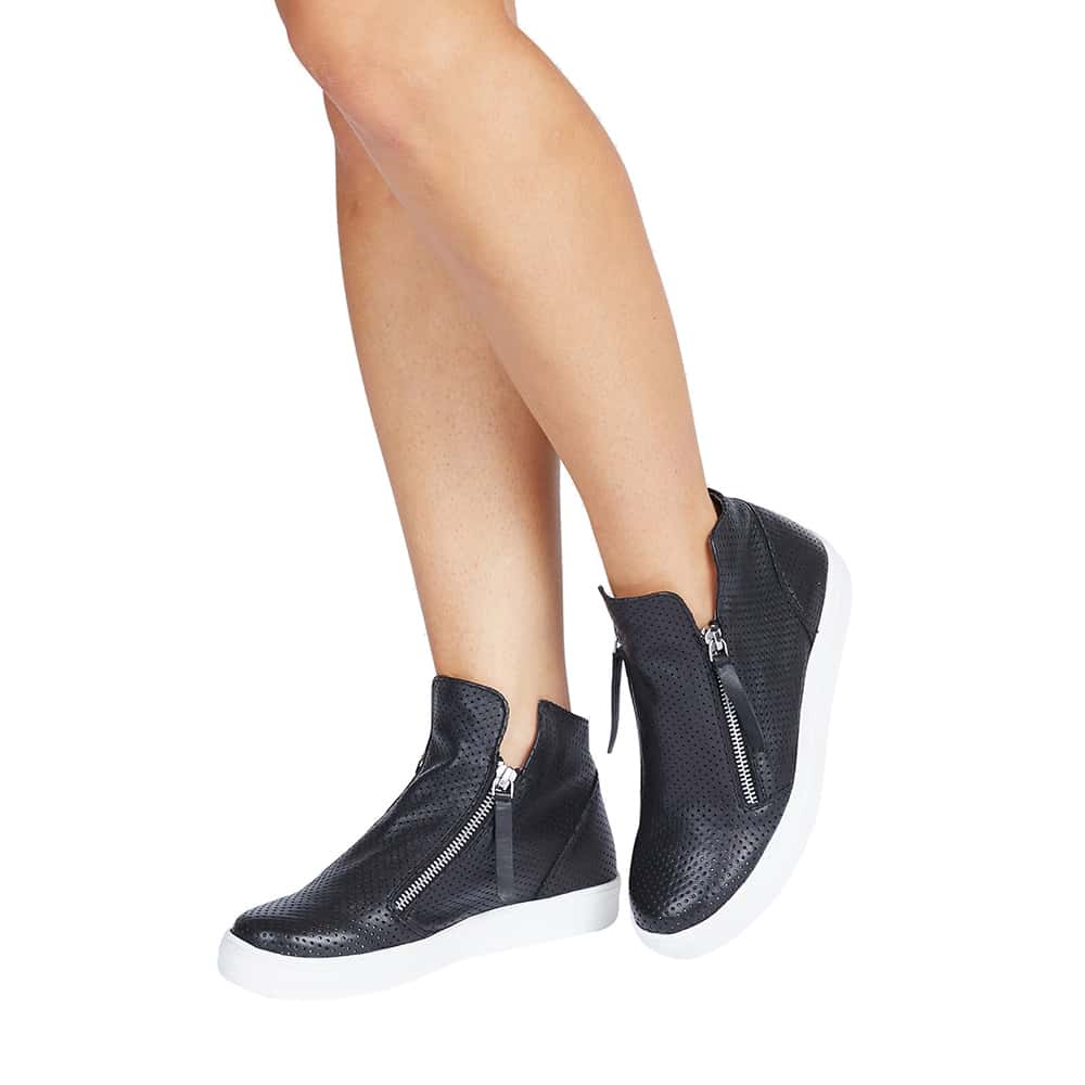 Jasper Boot in Black Smooth