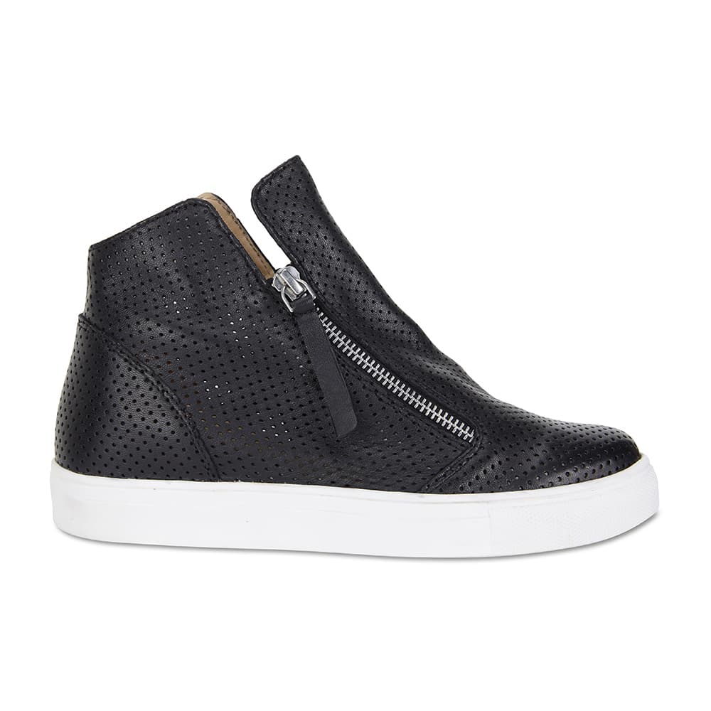 Jasper Boot in Black Smooth