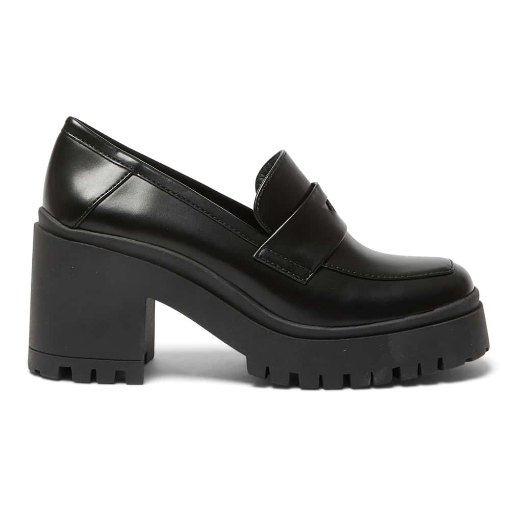 Jolie Loafer in Black Smooth
