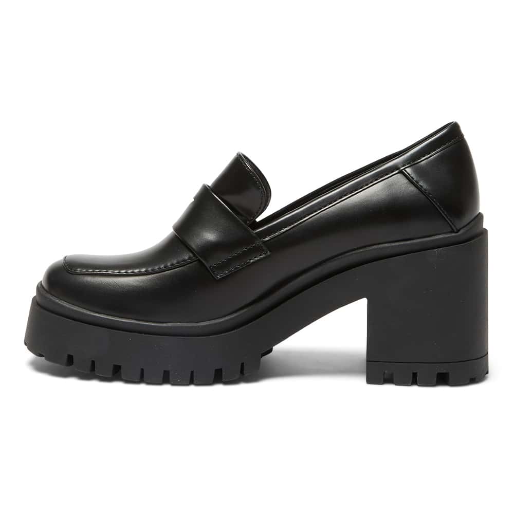 Jolie Loafer in Black Smooth