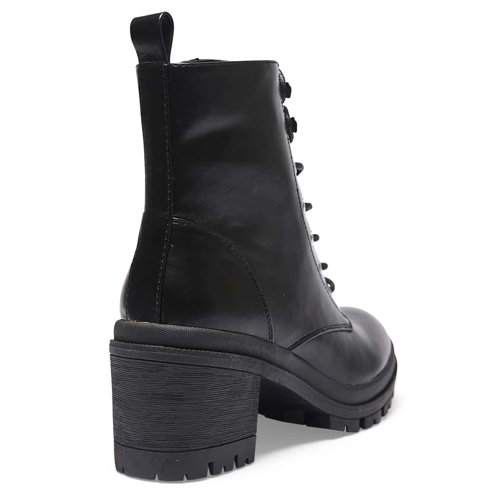 Kane Boot in Black Smooth