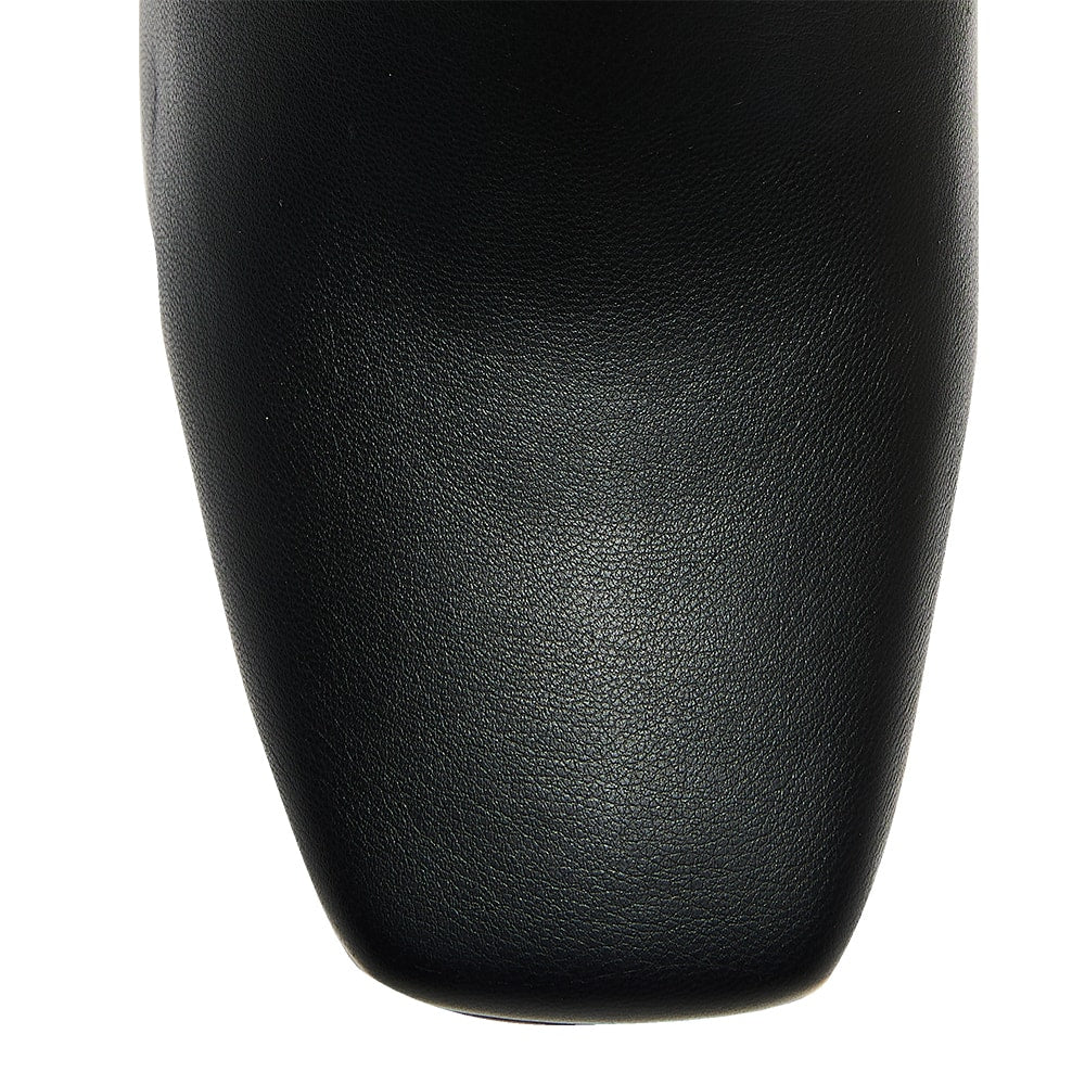 Lina Boot in Black Smooth