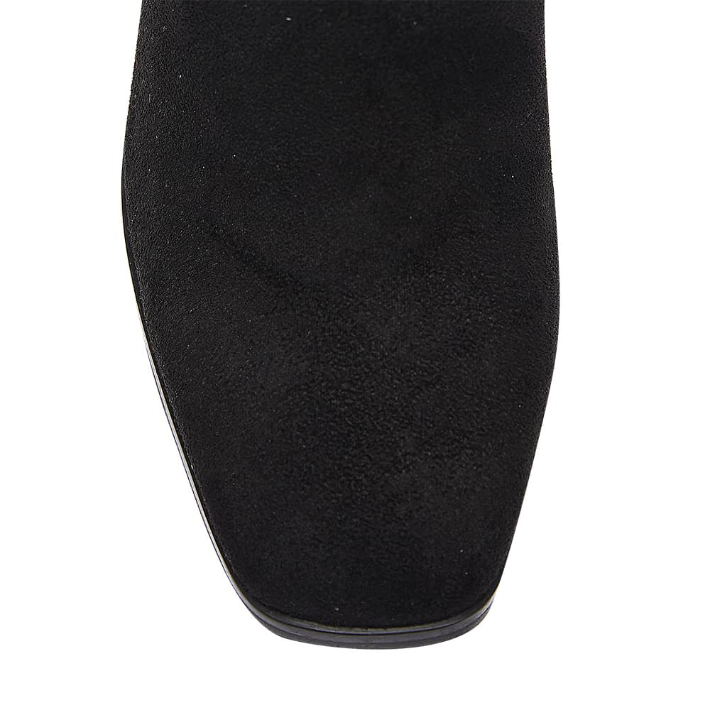 Macbeth Boot in Black Suede Look