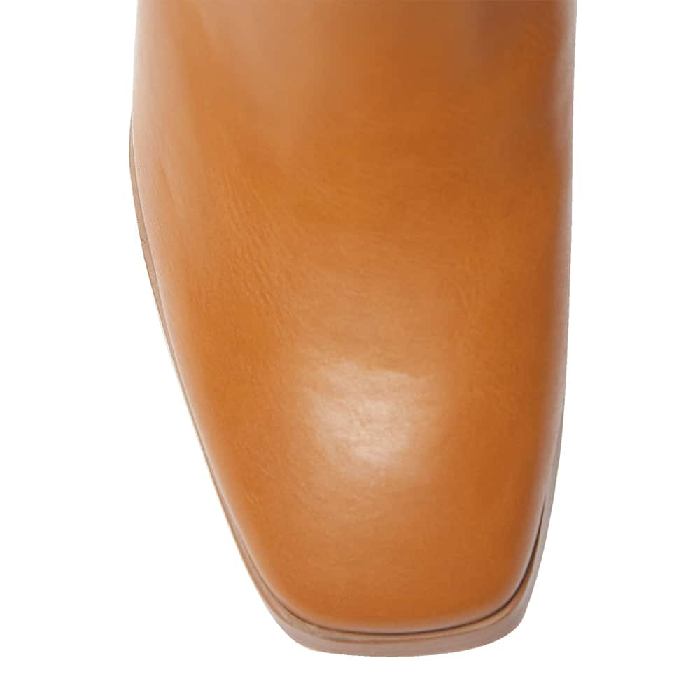 Major Boot in Tan Smooth