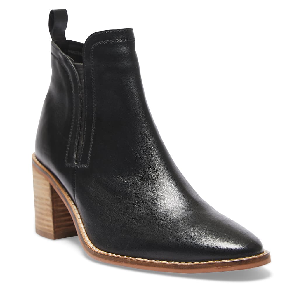 Nomad Boot in Black Leather