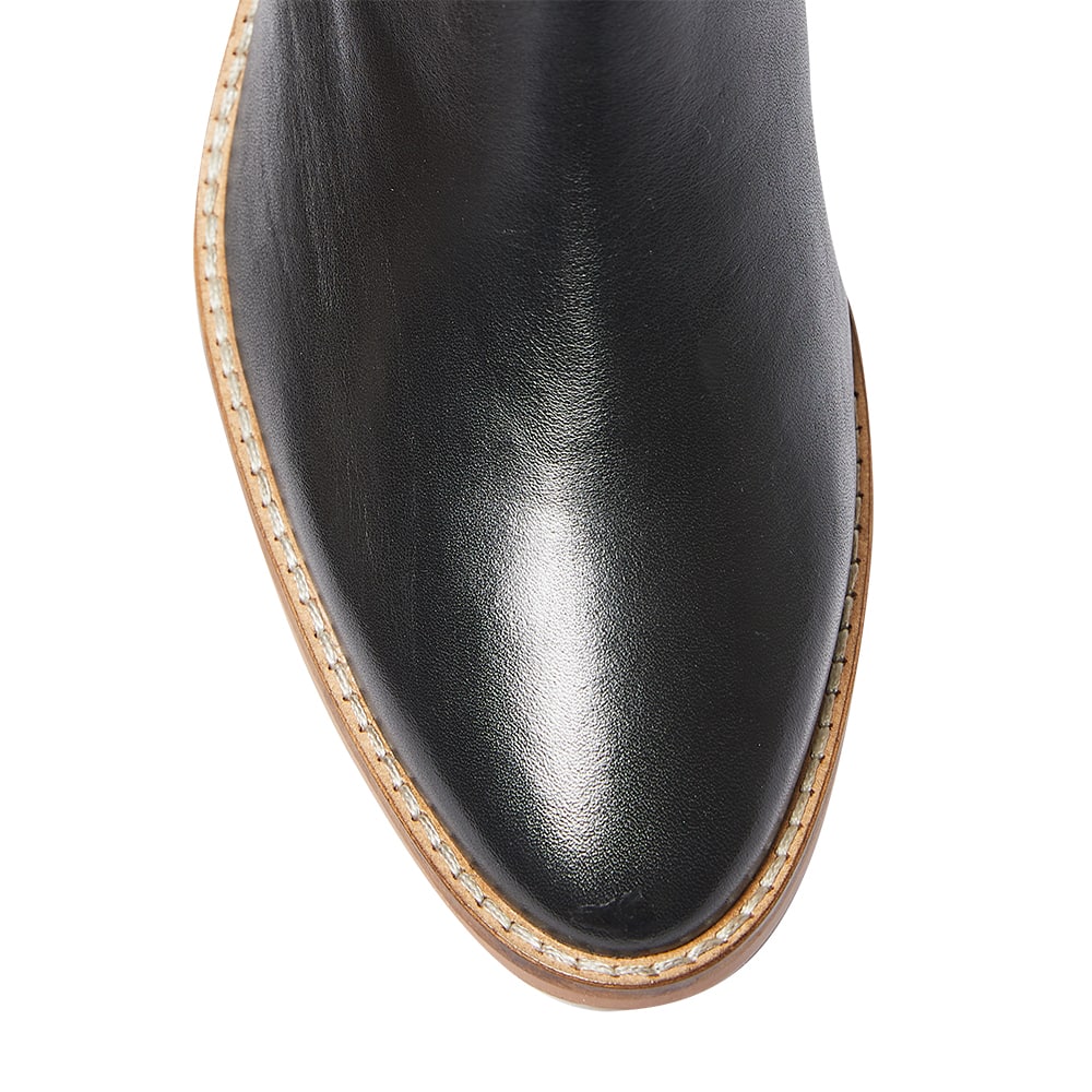 Nomad Boot in Black Leather