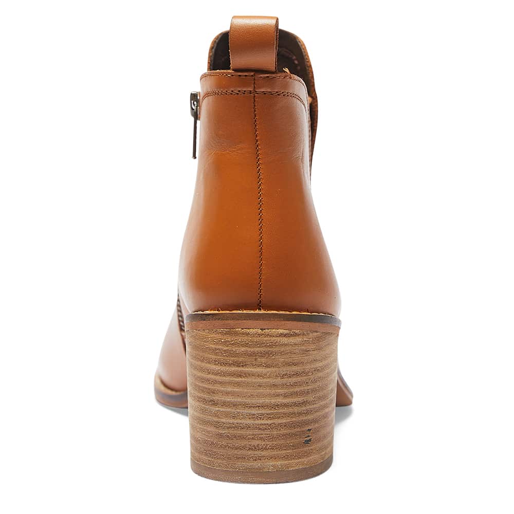 Nomad Boot in Tan Leather