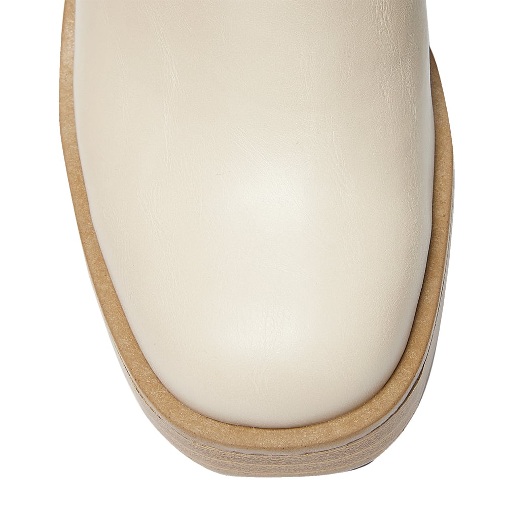 Peyton Boot in Bone Smooth