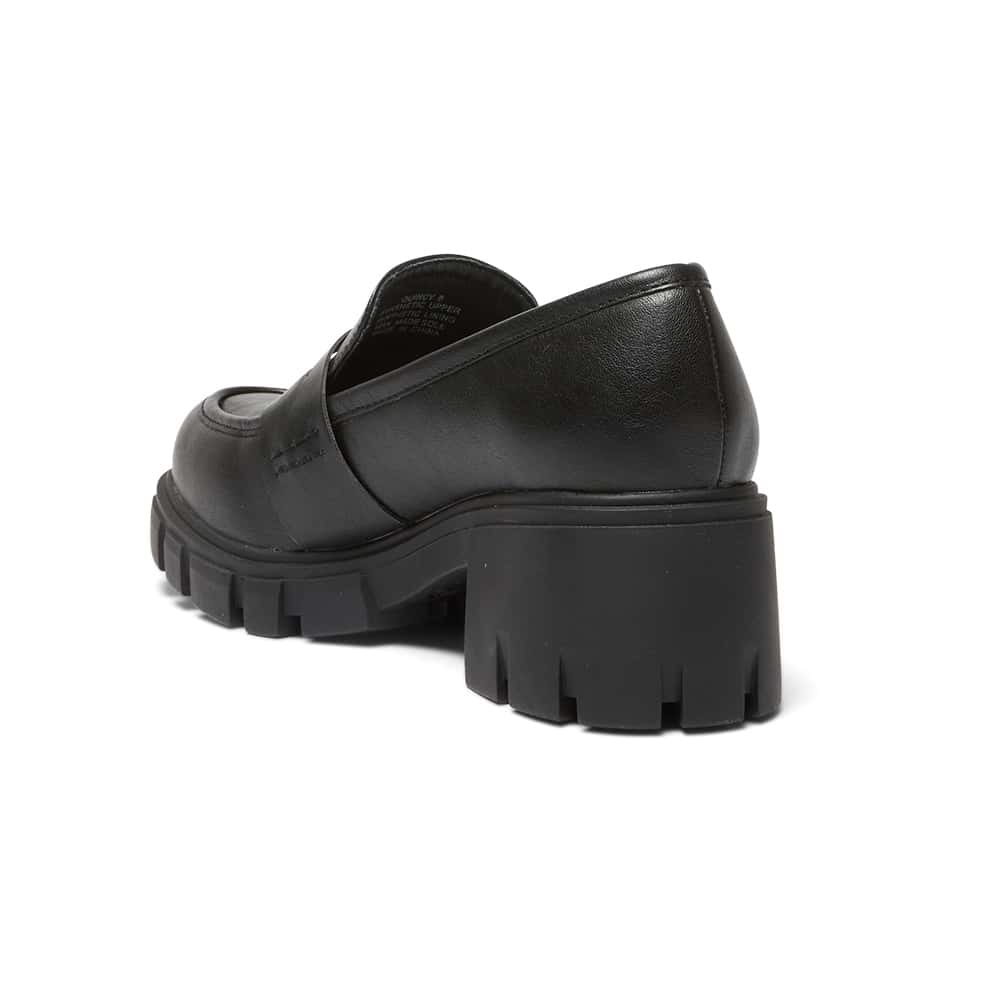 Quincy Loafer in Black Smooth