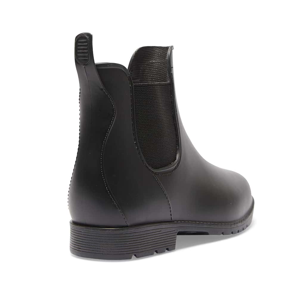 Rainy Boot in Black Smooth