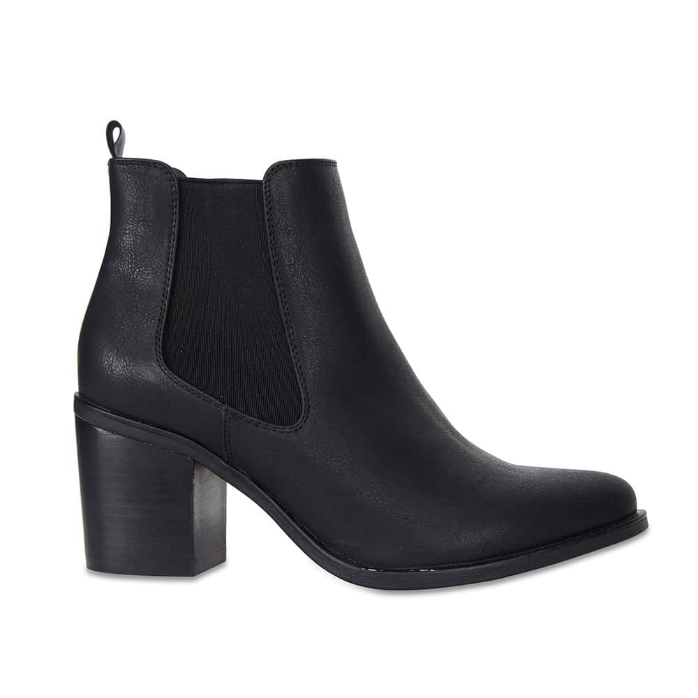 Salute Boot in Black Smooth