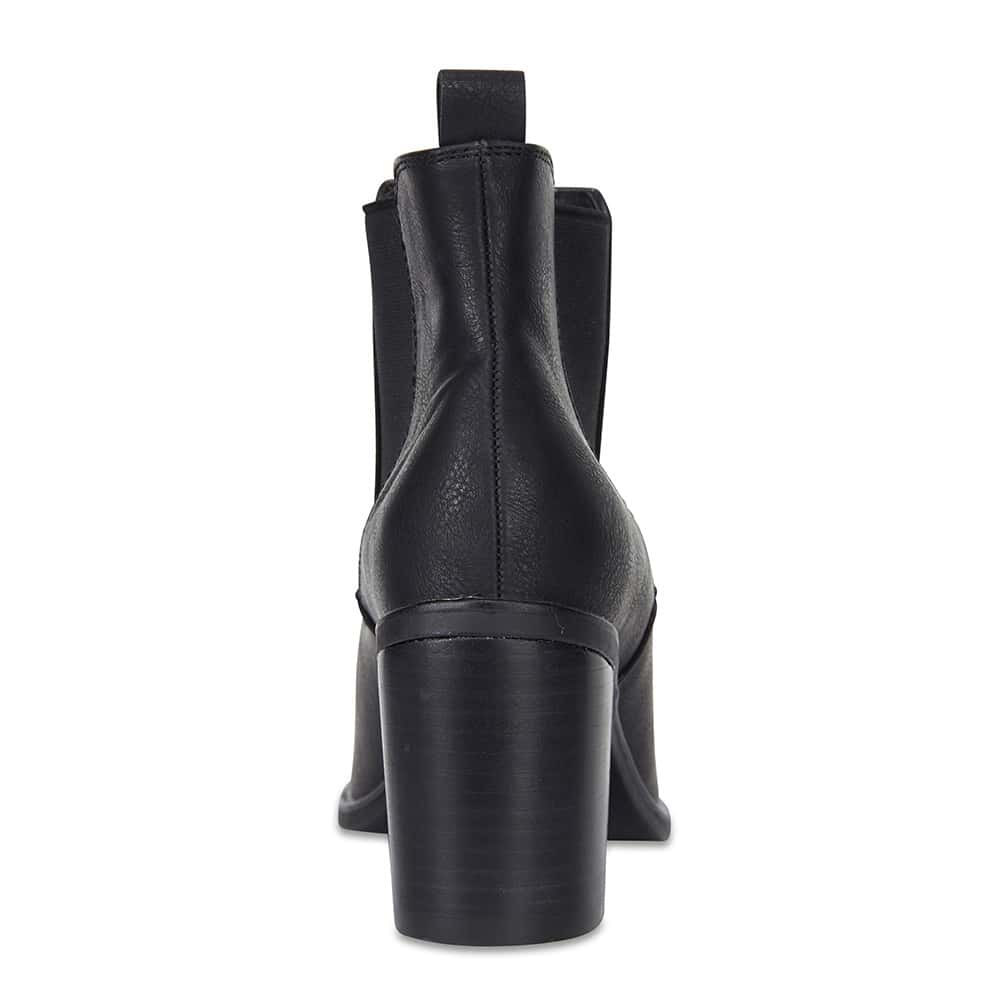 Salute Boot in Black Smooth