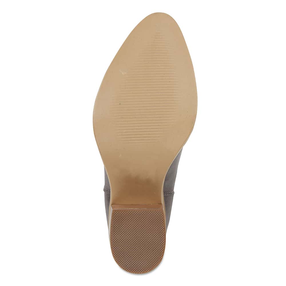 Salute Boot in Taupe Smooth