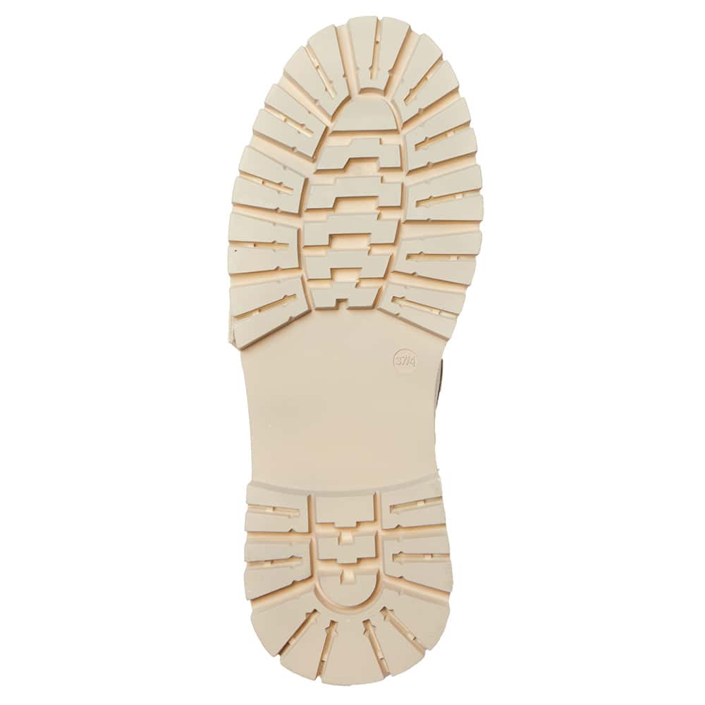 Sammy Loafer in Nude Smooth