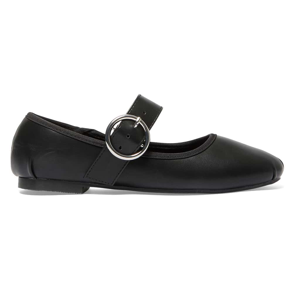 Selma Ballet Flat in Black Smooth