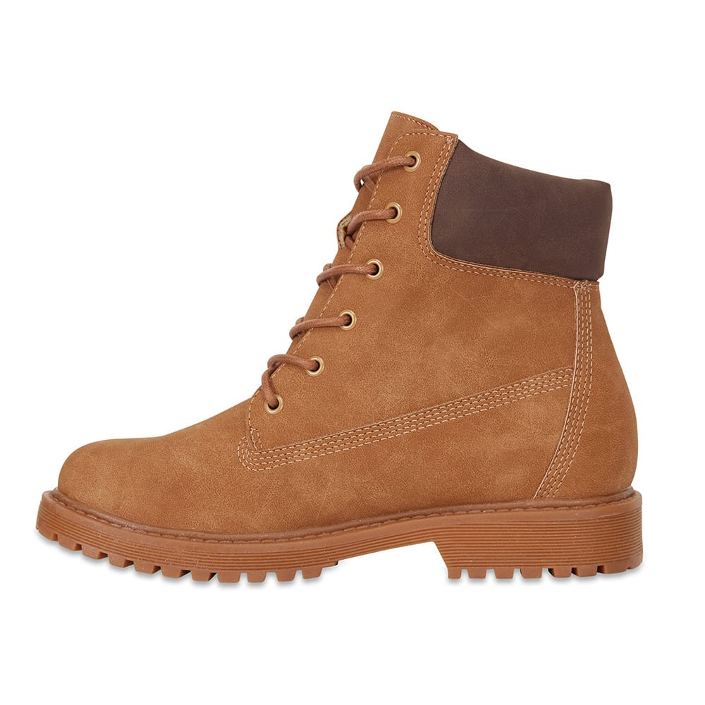 Sergeant Boot in Tan Smooth