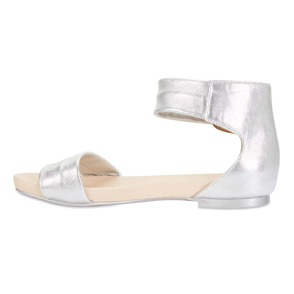 Shay Sandal in Silver Metallic Leather