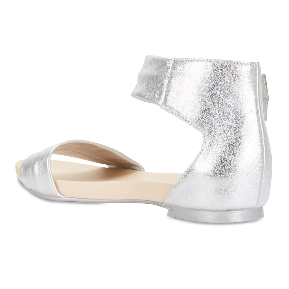Shay Sandal in Silver Metallic Leather
