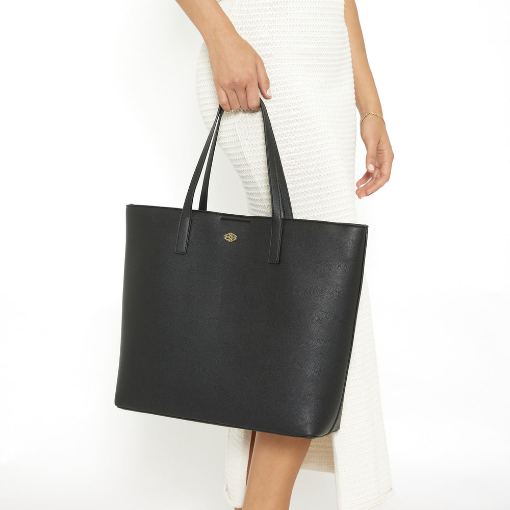 Sofia Handbag in Black