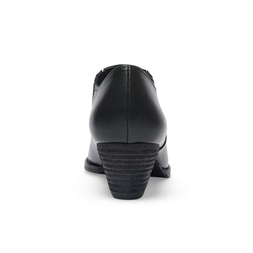Trick Boot in Black Smooth