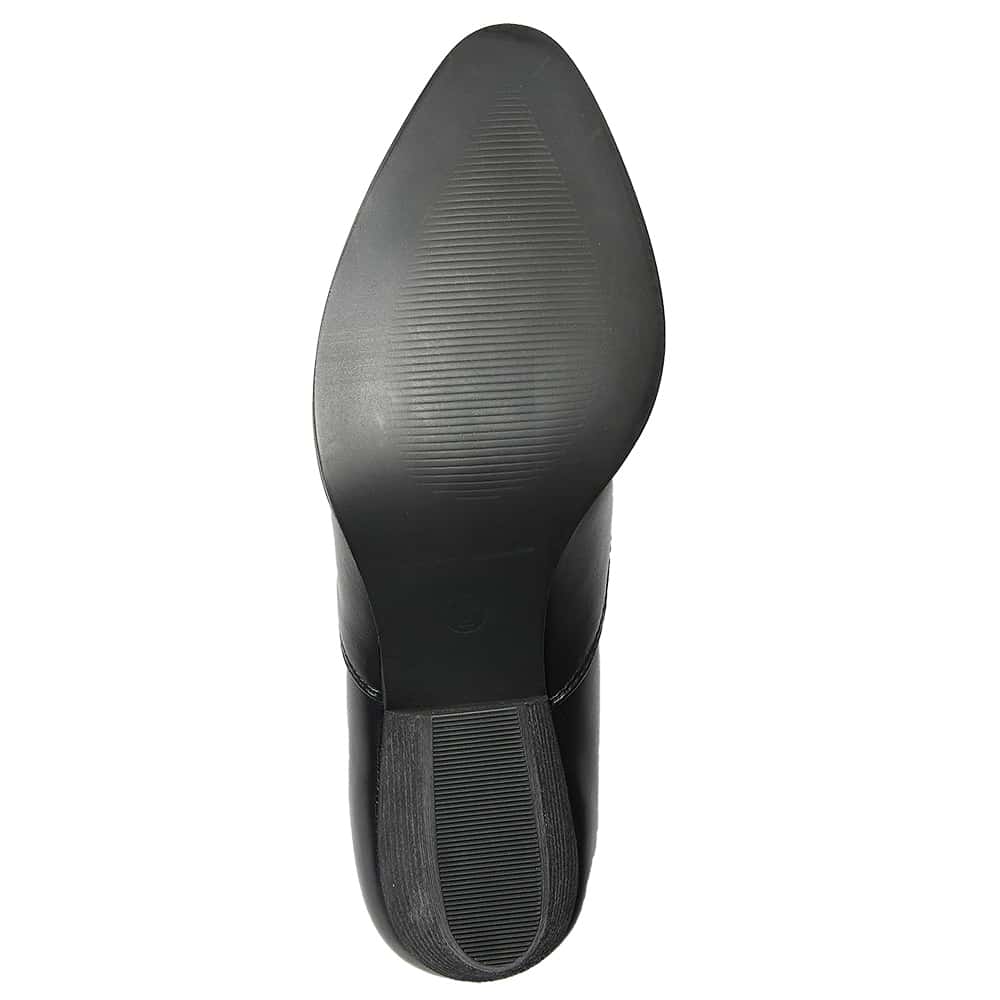 Trick Boot in Black Smooth
