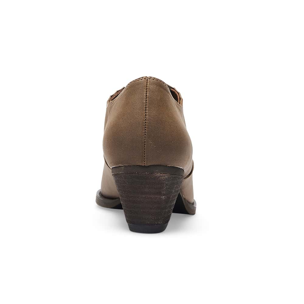 Trick Boot in Brown Micro