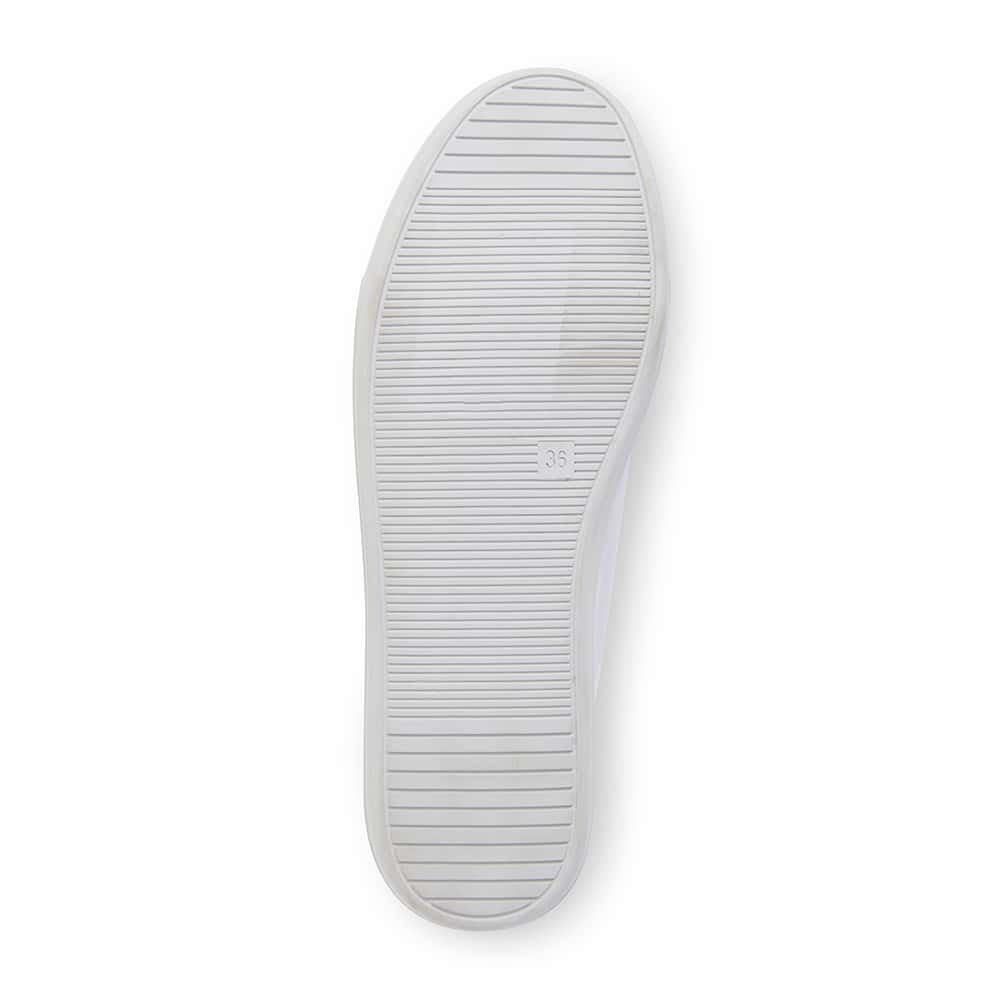 Vessie Sneaker in White Canvas