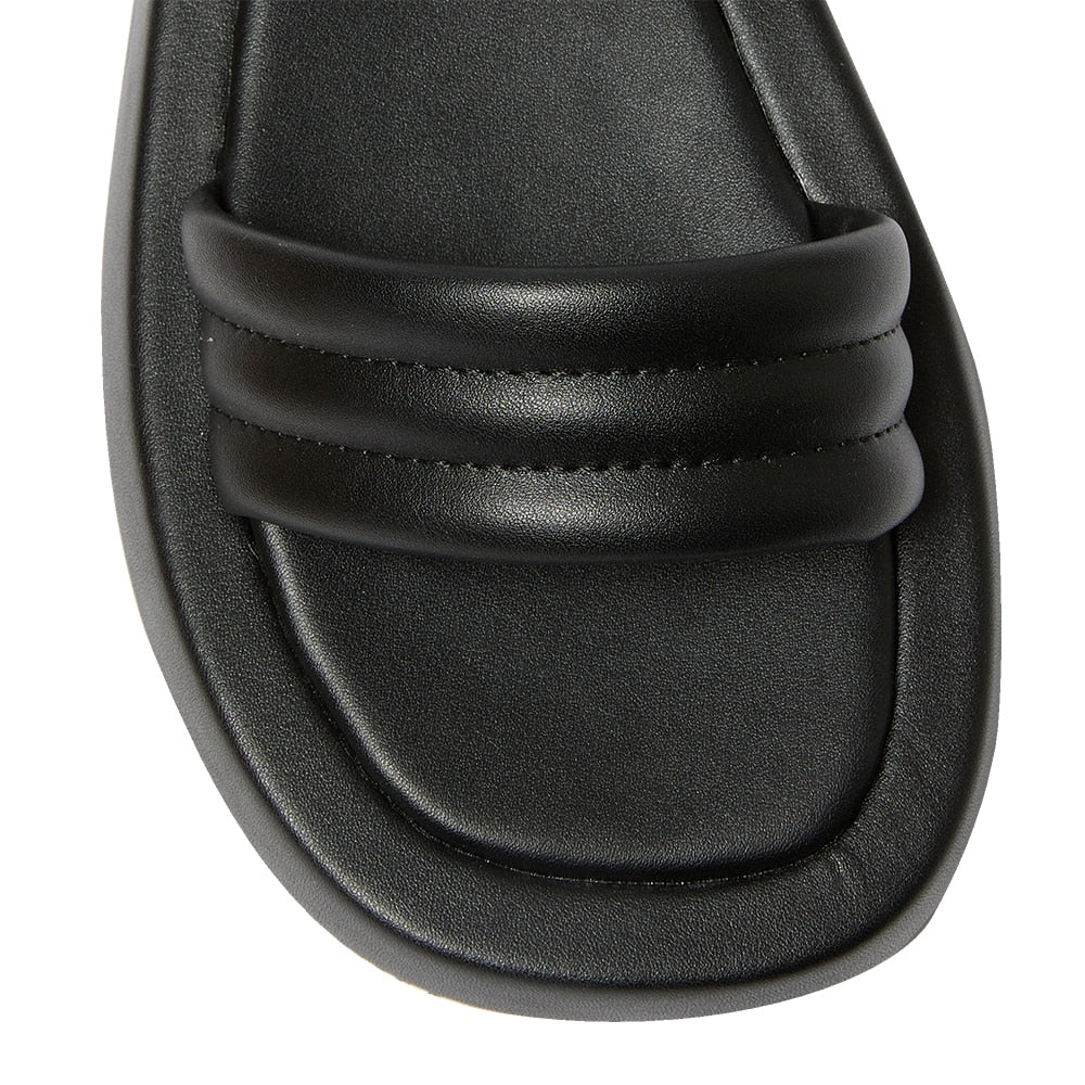 Vito Slide in Black Smooth