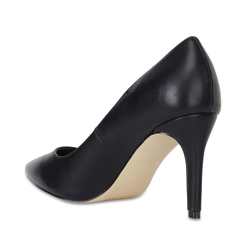Wild Heel in Black Smooth