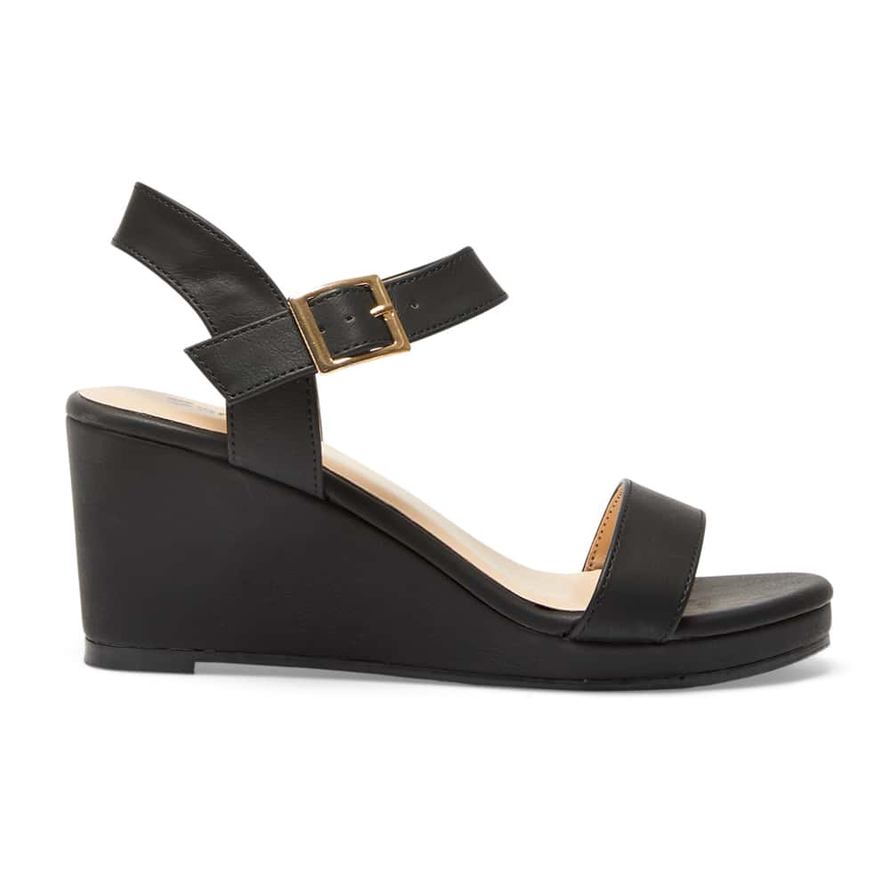 Abbey Wedge in Black Smooth