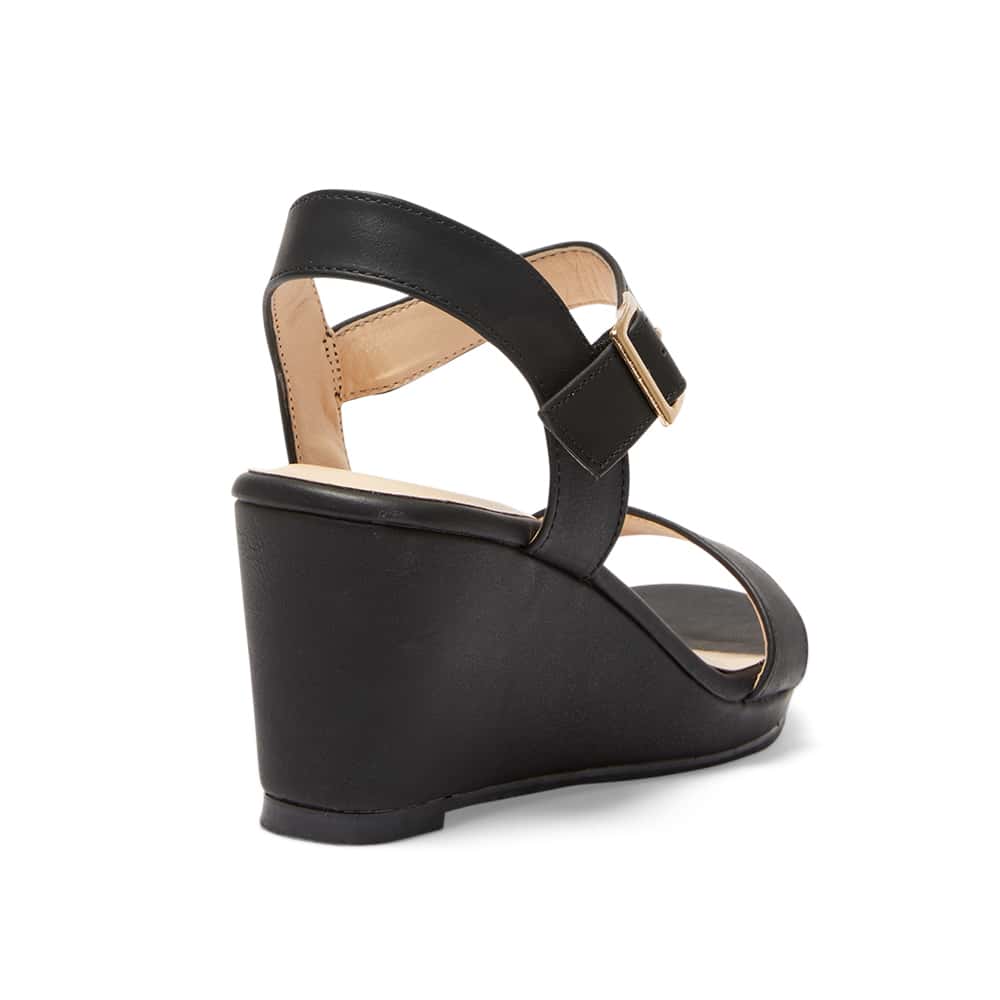 Abbey Wedge in Black Smooth