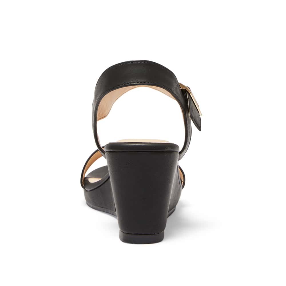 Abbey Wedge in Black Smooth