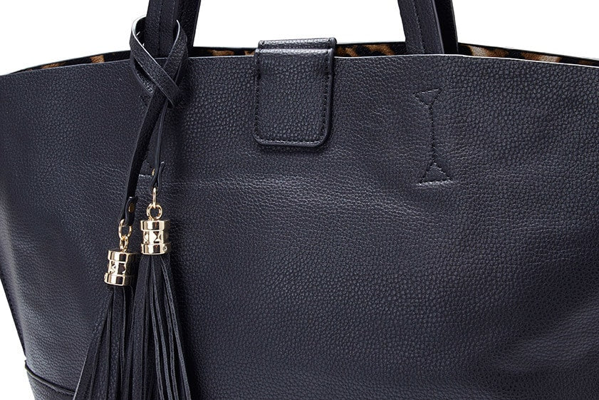 Anja Handbag in Black Smooth
