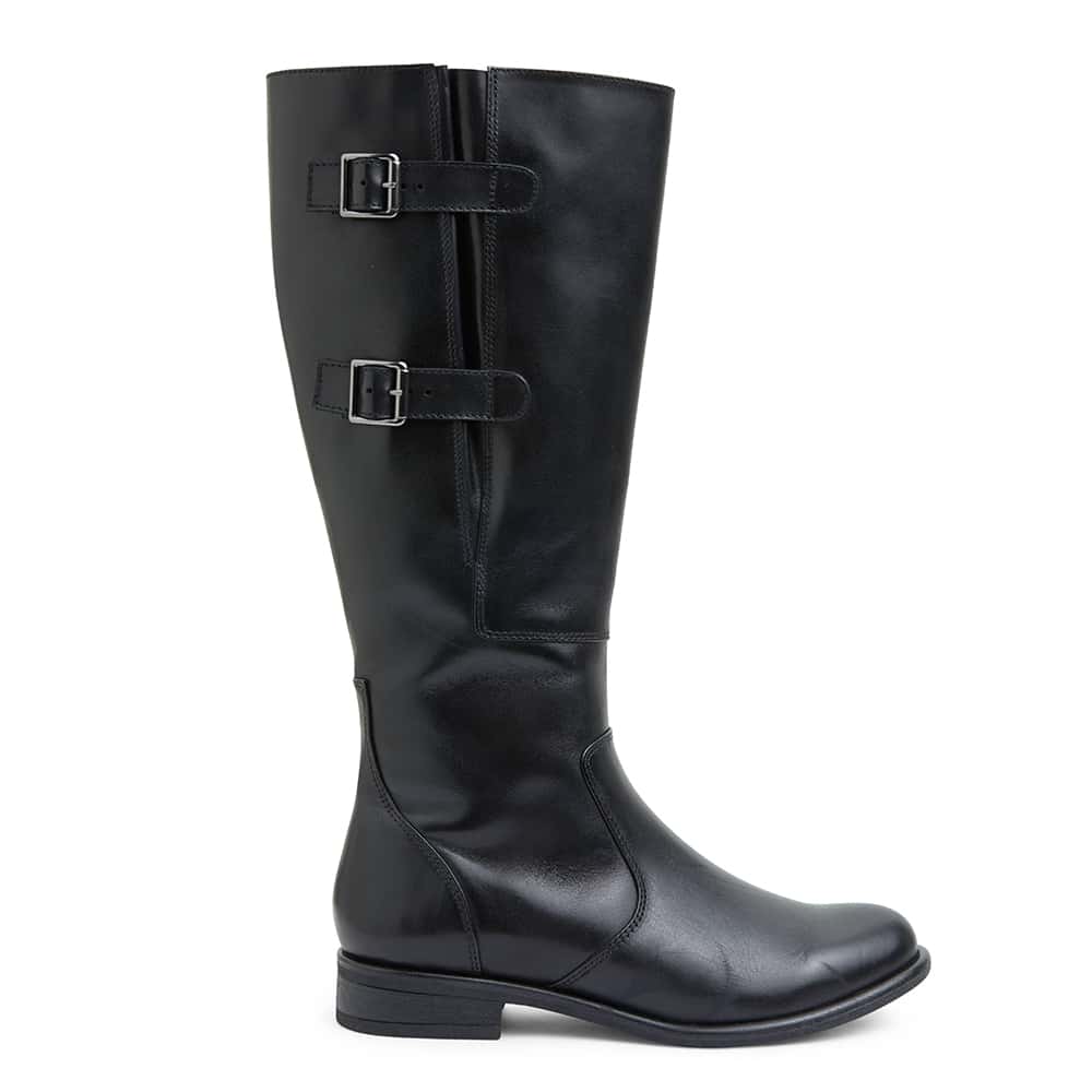 Bachelor Boot in Black Leather
