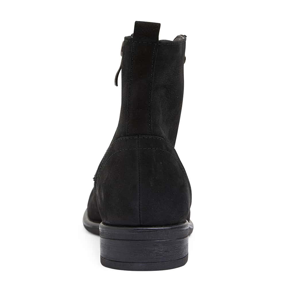 Badge Boot in Black Nubuck