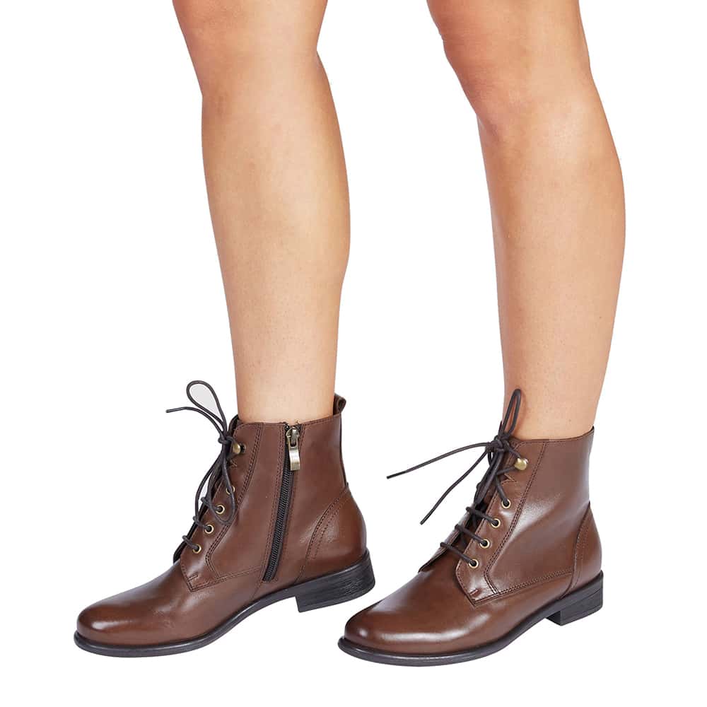 Badge Boot in Brown Leather Sandler Shoe HQ
