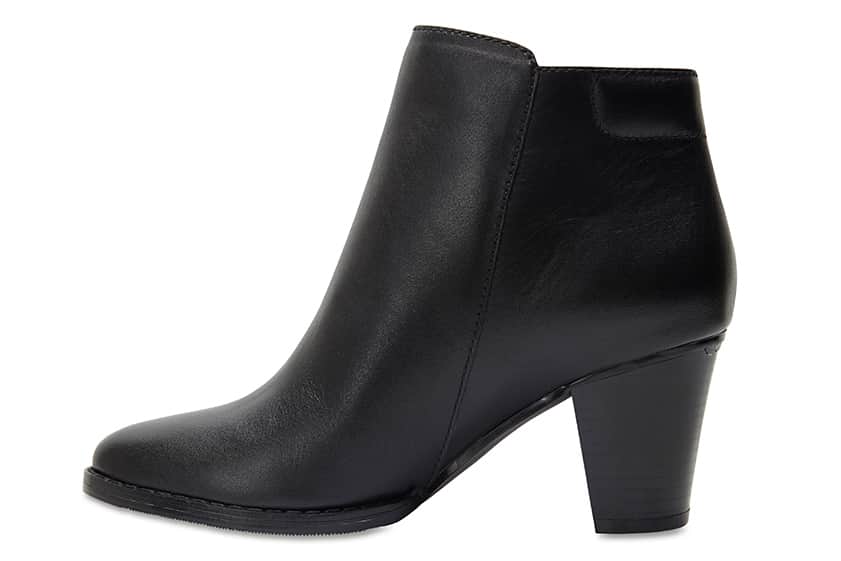 Balmoral Boot in Black Leather