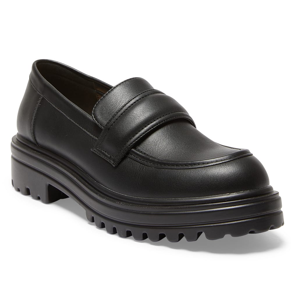 Bandit Loafer in Black Smooth