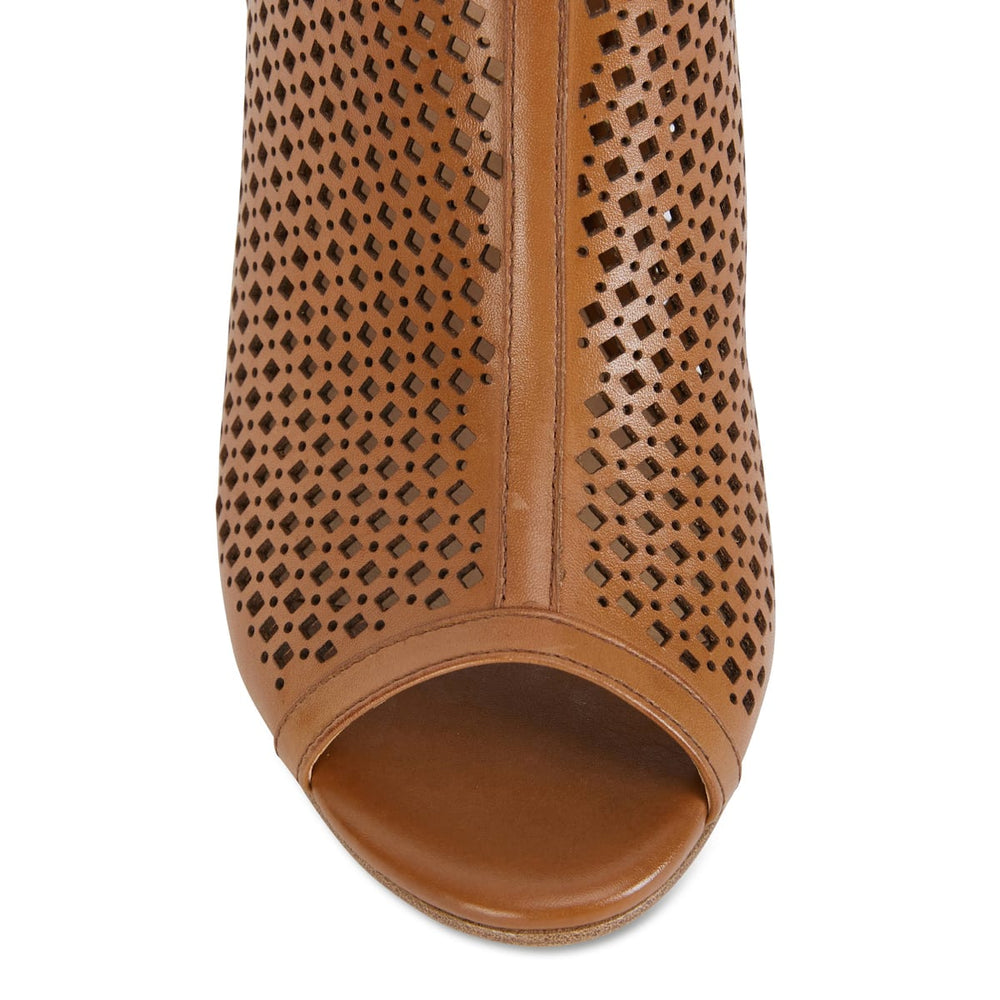 Billie Heel in Tan Leather