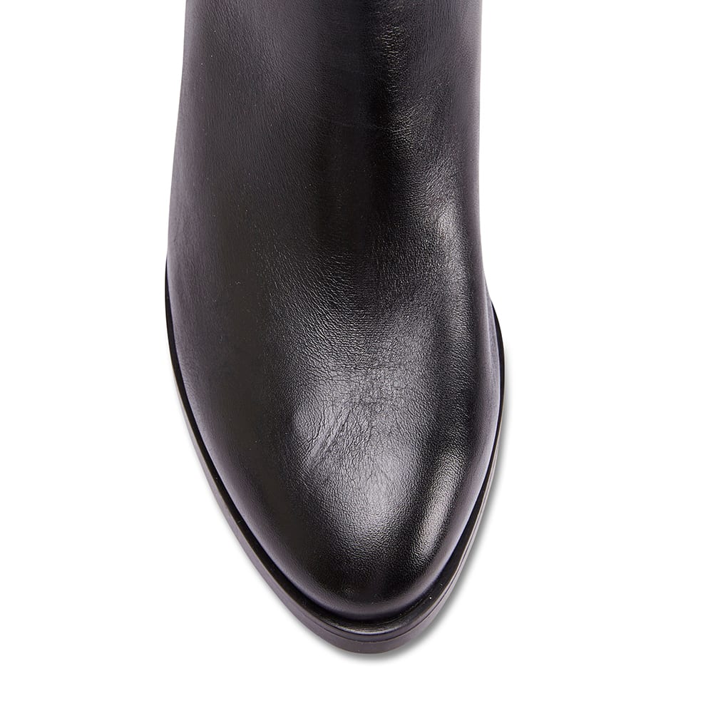 Dallas Boot in Black Leather