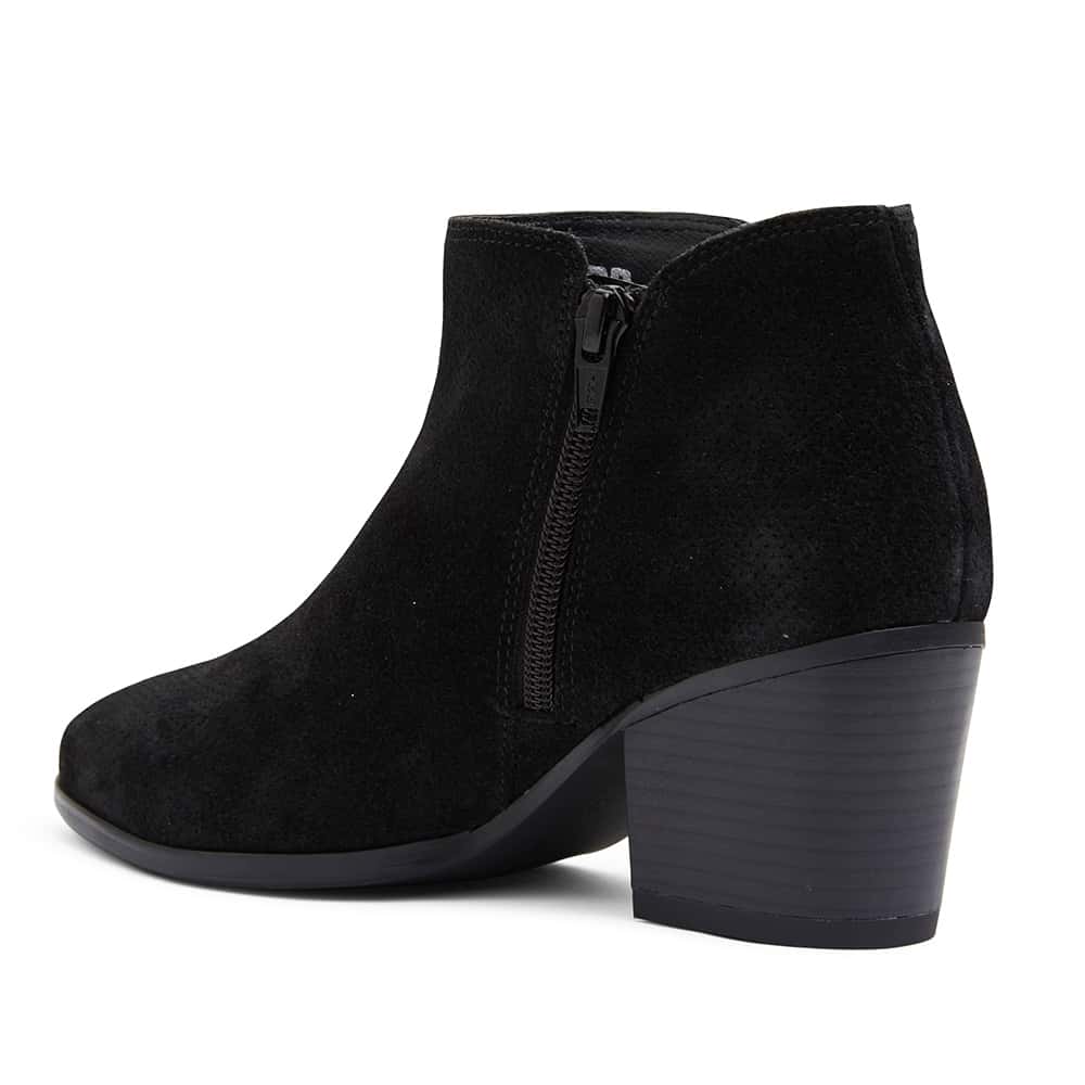 Dart Boot in Black Suede