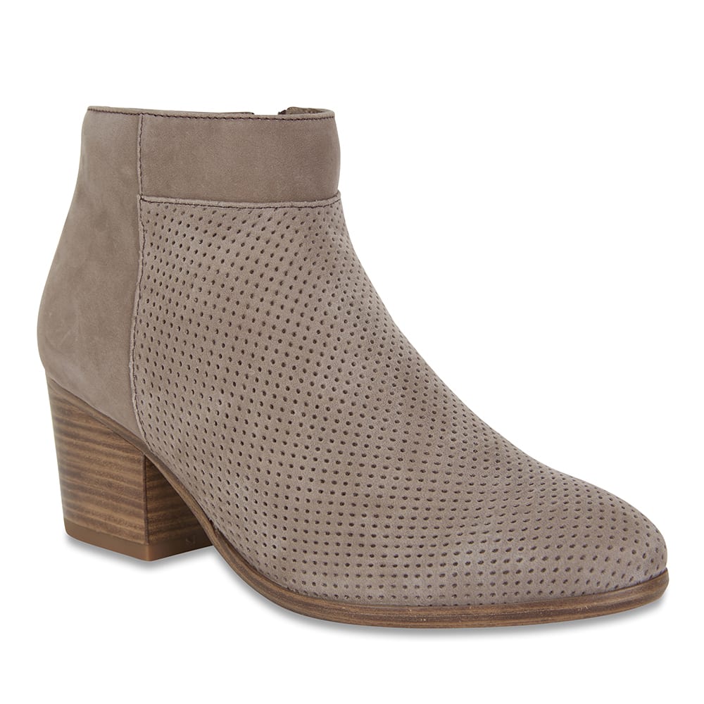 Dover Boot in Grey Nubuck