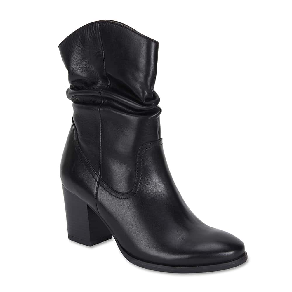 Ecuador Boot in Black Leather